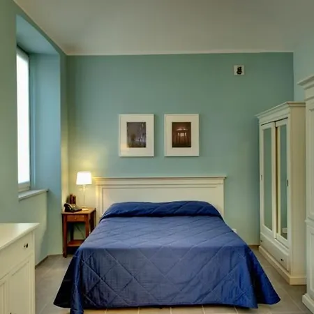 Santa Giulia E Aparthotel 3*