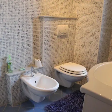 Yhome | J Stadium - Toscana Apartments *