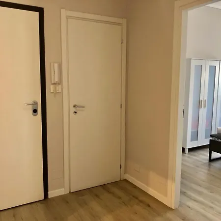 Yhome | J Stadium - Toscana Apartments Apartment *