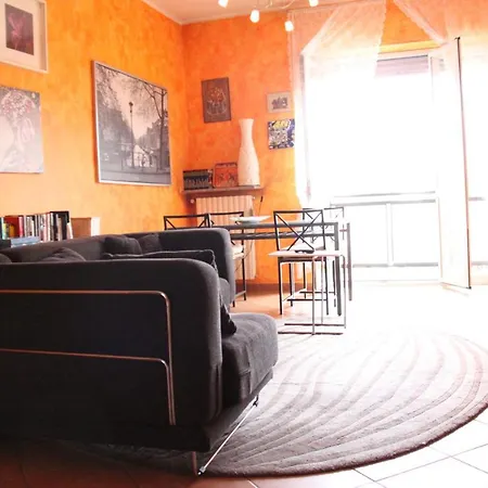 Yhome | J Stadium - Toscana Apartments Apartment *