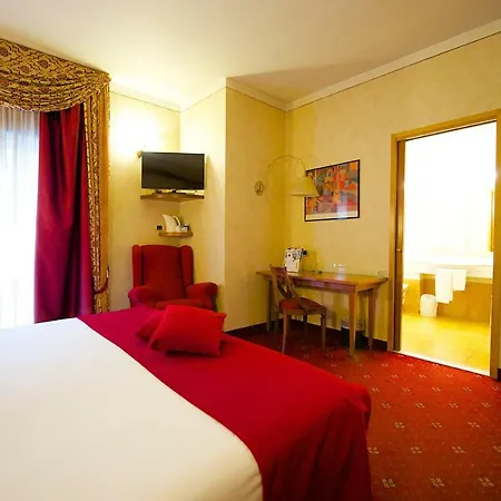 Western Luxor 4*