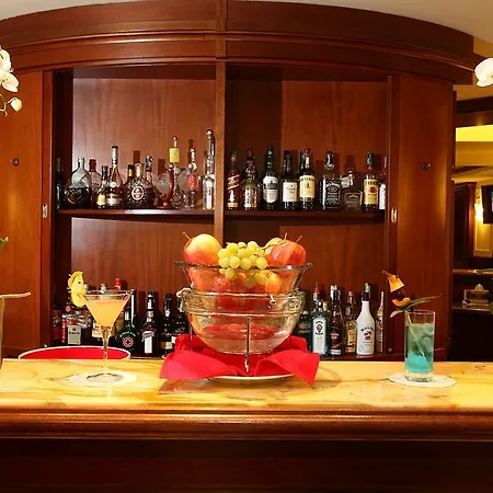Starhotels Majestic 4* Turyn