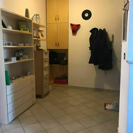 With One Bedroom In Torino, With Wonderful View, Furnis Apartment Turin