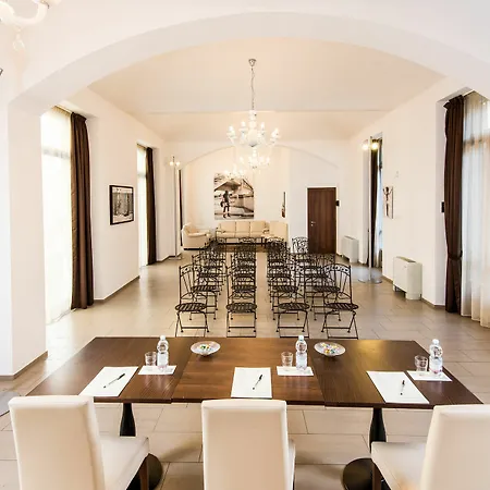 Santa Giulia E
