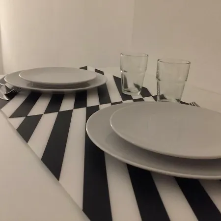 Nizza 92 Apartament *