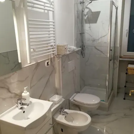 Oda ve Kahvaltı Casa Nizza 2*