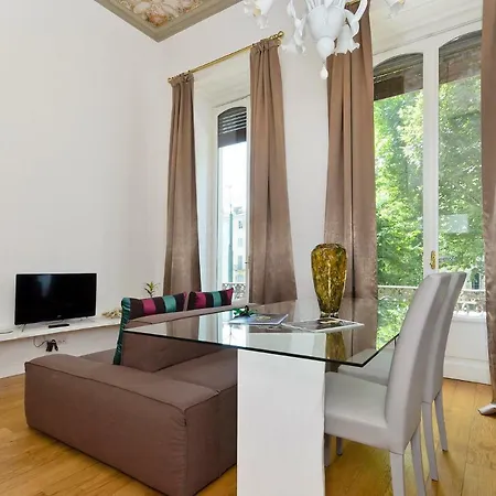 Apartment Boutique Elegantissima
