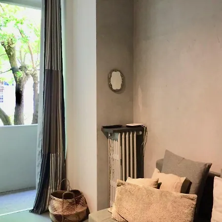 Alberta Apartment *