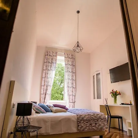Maison Rêve Centro 2*
