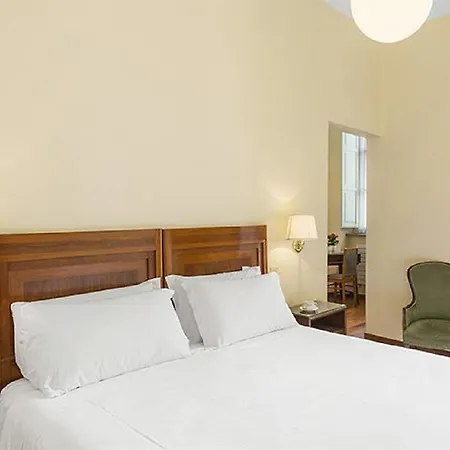 Hotel Roma E Rocca Cavour