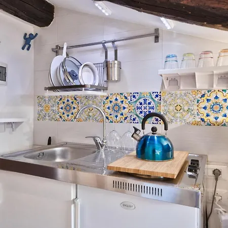 Apartment Valentino Mini Mansarda Turin