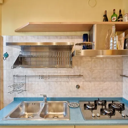 Ruffini Park With Private Parking Apartment