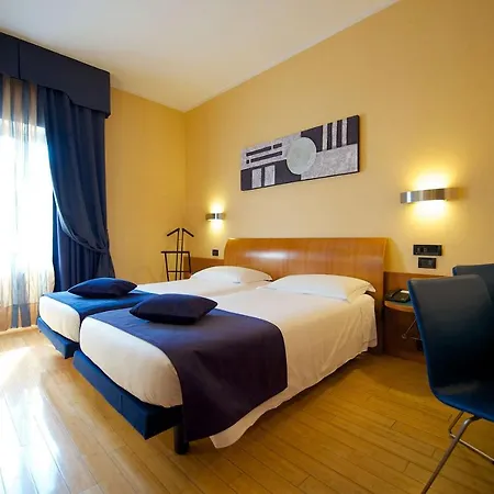 Western Luxor 4*