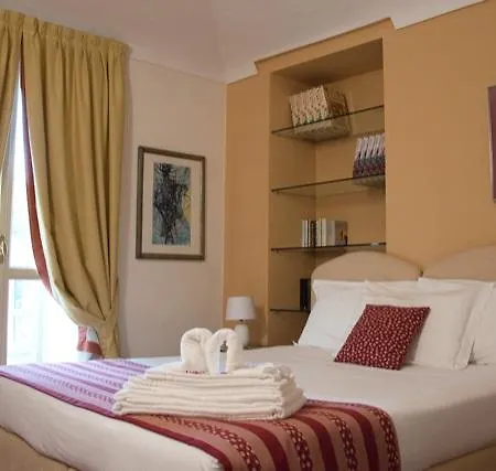 Apart-hotel Loger Confort & 4*
