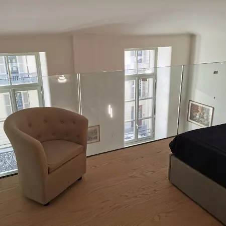 Hostdomus - Loft Lagrange Apartment *
