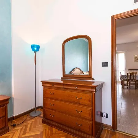Cityview Balcony Flat Apartment