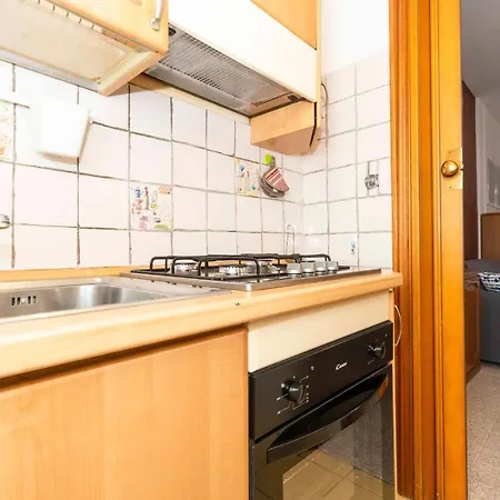 Cityview Balcony Flat Apartment *
