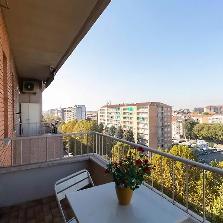 Cityview Balcony Flat Apartment