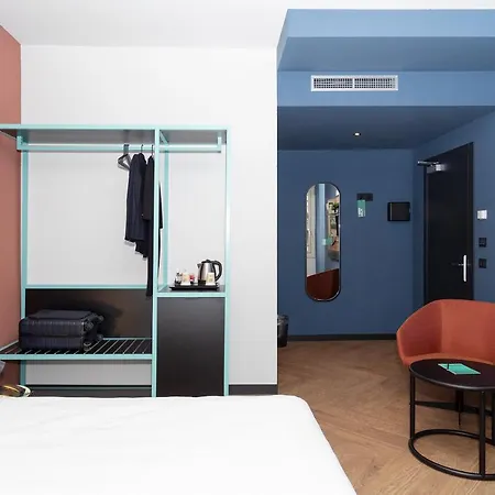 Cx Regina Student&explorer Place 3* Turin