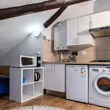 Apartamento Bellissima Mansarda A 200m Da Porta Susa *
