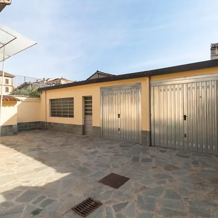Santa Rita House With Parking *