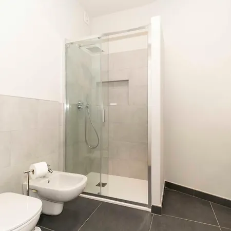 Roomy And Cozy Lingotto Apartment