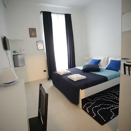 Nocleg ze śniadaniem Casa Petrarca 2*
