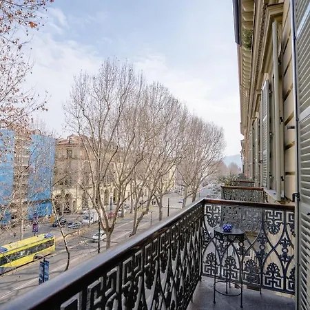 Porta Nuova-centroelegant Wifi&netflix *