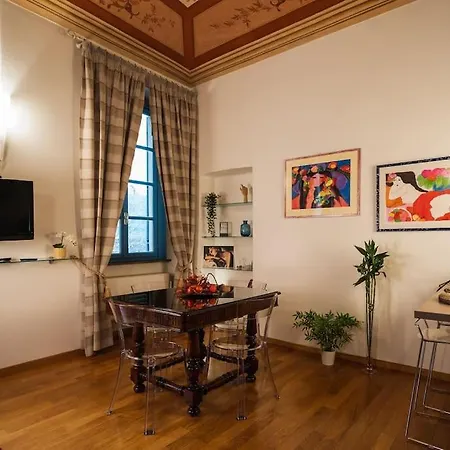 Porta Nuova-centroelegant Wifi&netflix Apartment *