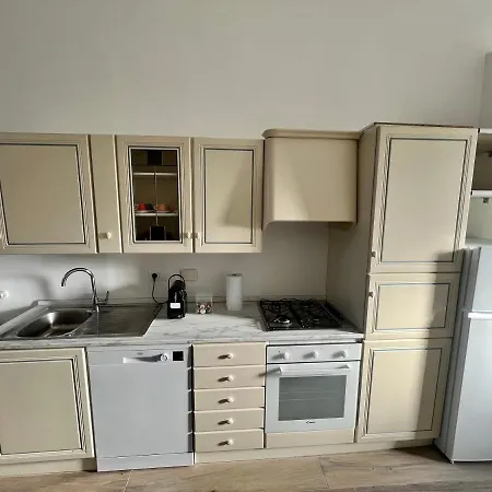 Appartamento Casa Giulio - A Due Passi Dal Centro