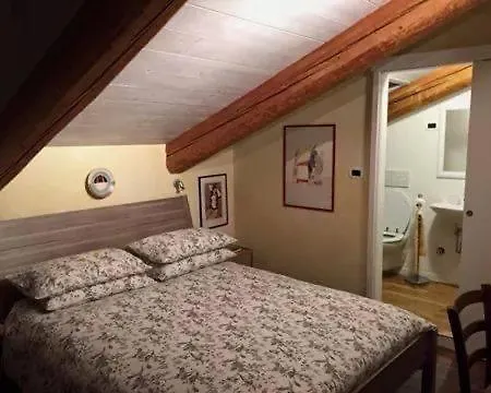 Aprile Bed & Breakfast *