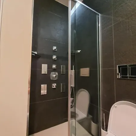 A 700m Da Porta Susa! Bilocale Lussuoso & Moderno * Torino