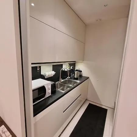 A 700m Da Porta Susa! Bilocale Lussuoso & Moderno Appartamento