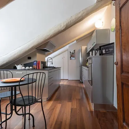 Apartment Charming Near Porta Nuova By Wonderful Italy