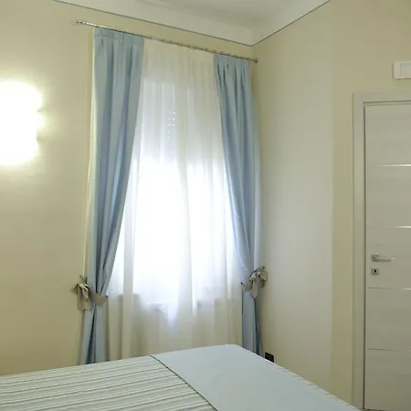 Abanyta Hotel *