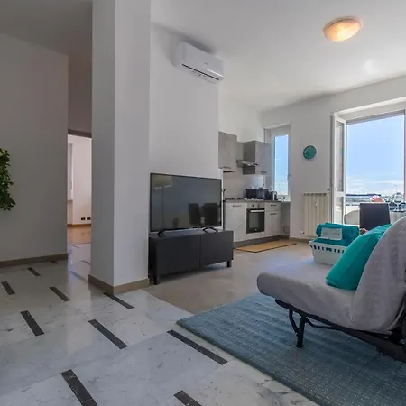 Apartment Bright & Lovely Flat M1 Carducci Molinette 250m *