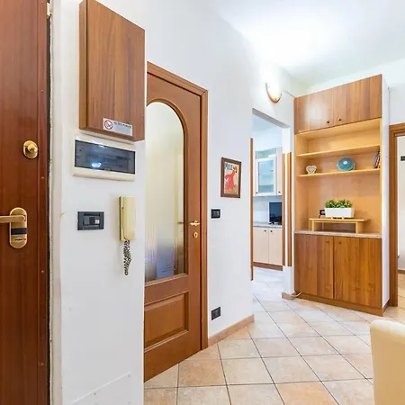 Apartment Biscarra House