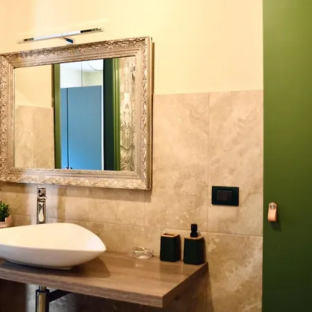 Apartment Urban Oasis In The Heart Of