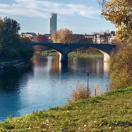 La Riva Del Po Indipendente * Torino