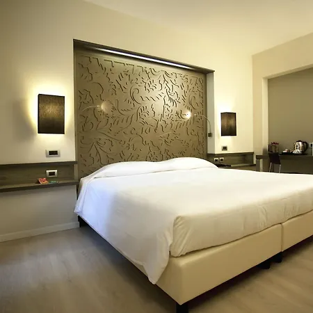Diplomatic 4* Torino