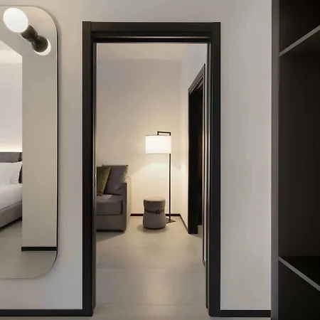 J Otel 4*