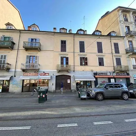 A Due Passi Dal Centro Τορίνο