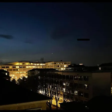 Golden House-super View On * 토리노