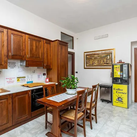 Grotta Di Rita 2* トリノ
