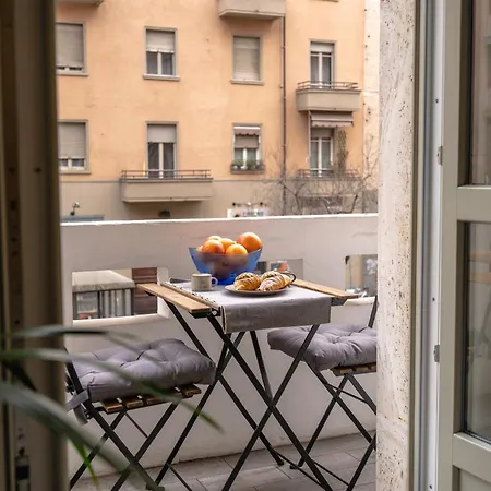 Porta Nuova - Alpitour Free Parking & Netflix * Torino