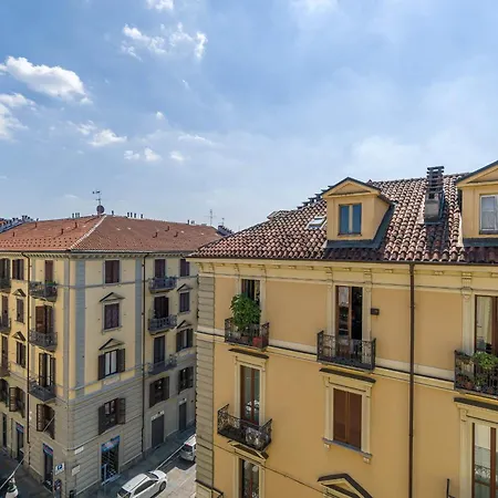 Casa Valeggio Attic Apt Few Steps From Porta Nuova Appartamento Torino