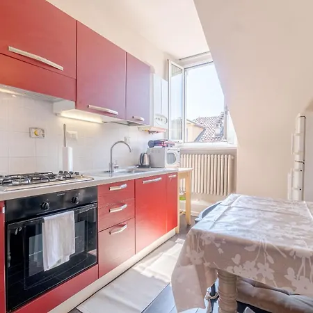 Casa Valeggio Attic Apt Few Steps From Porta Nuova Appartamento Torino