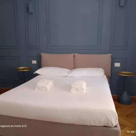 Turin Central Suite Konukevi Torino