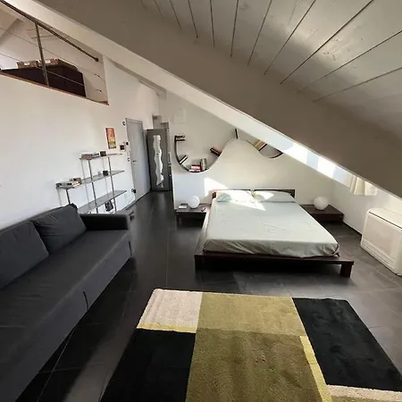 Loft A Due Passi Dal Politecnico * 토리노