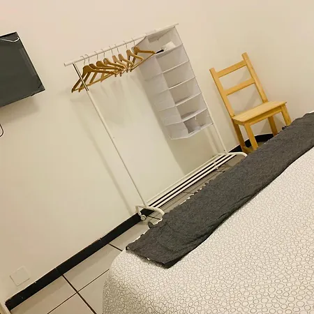 Bed2go ベッド・アンド・ブレックファスト 3*